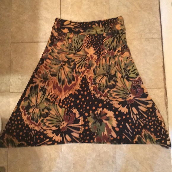expresso Dresses & Skirts - A high waisted circle skirt